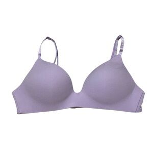 Victoria’s Secret T-shirt lightly lined Lavender Wireless Bra, 36B